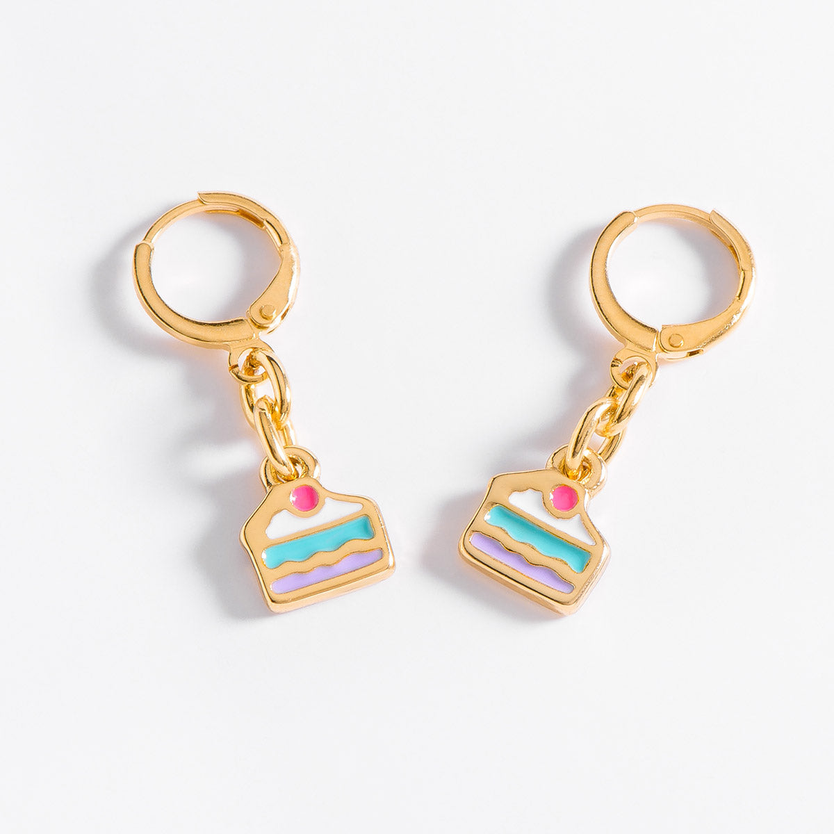 Aretes Cake
