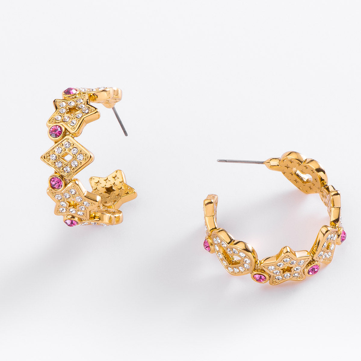 Aretes Magic