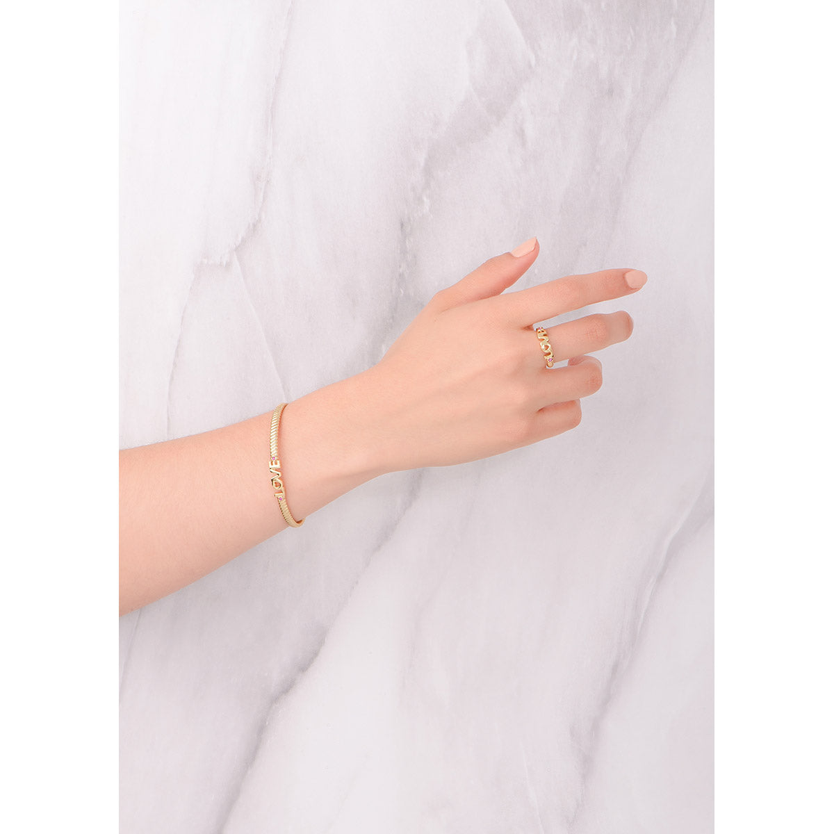 Anillo Daia